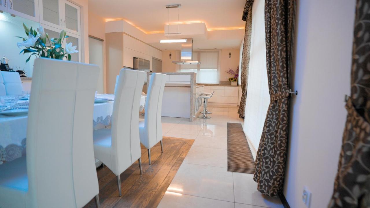 Apartamenty D-2 Warsaw Luaran gambar