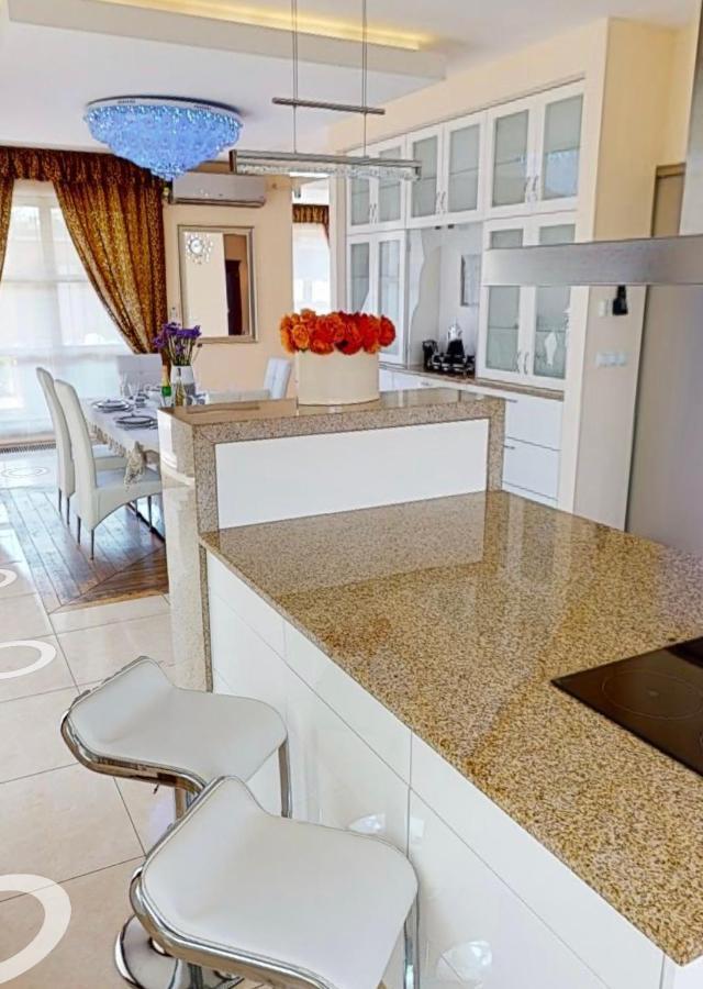 Apartamenty D-2 Warsaw Luaran gambar